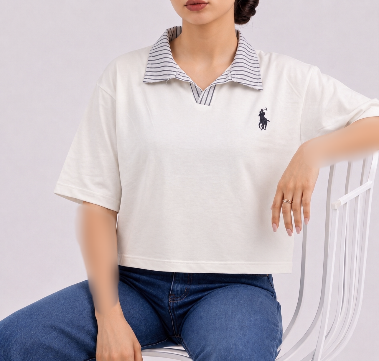 نمای 4 پولوشرت باکسی با گلدوزی Polo یقه راه راه